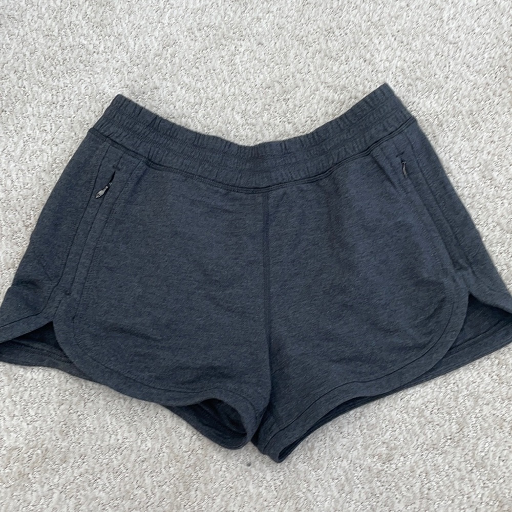 Lululemon grey shorts